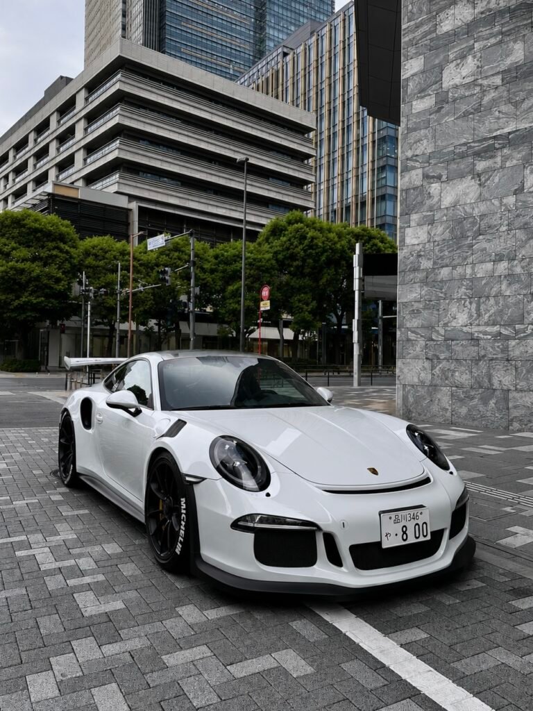 Private car meet tour in a Porsche GT3RS in Tokyo
